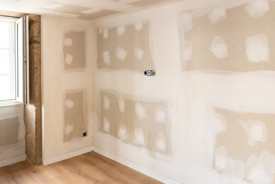 Innenausbau mit Trockenbauplatten in einem Bestandsgebäude